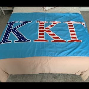 Hangable kappa kappa gamma letters flag, American themed